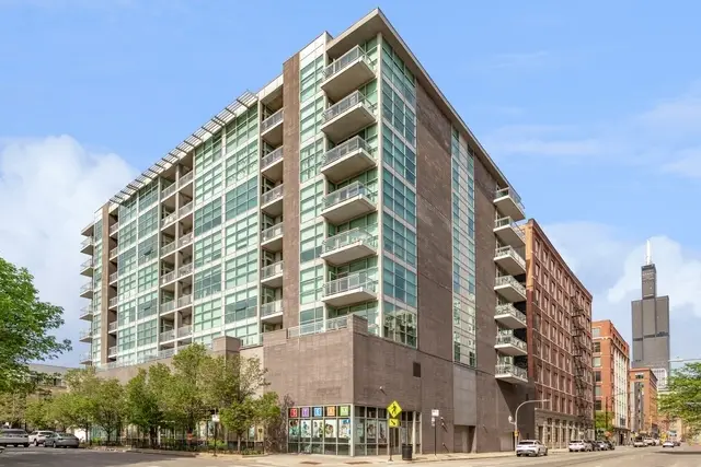 Address Withheld By Seller, Chicago, IL 60607 - #1