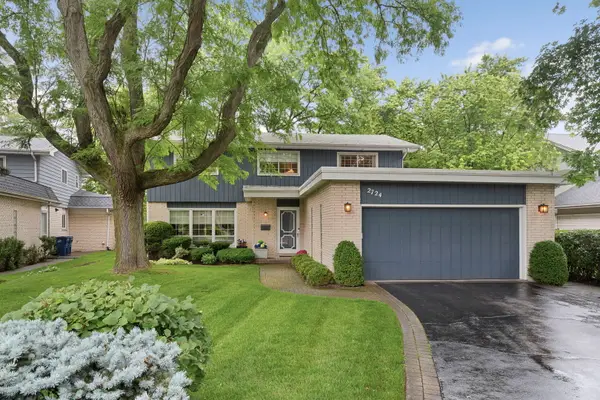 2724 Old Glenview Road, Wilmette, IL 60091