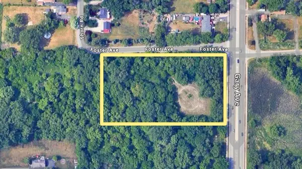 Lot Foster Avenue, Roselle, IL 60172