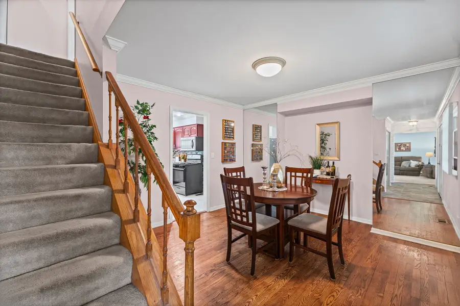 91 Kendal Road, Elk Grove Village, IL 60007 - #2