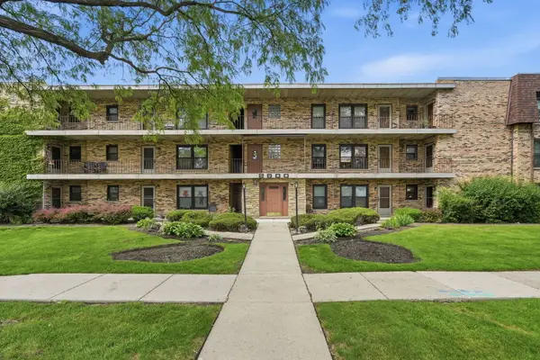 2600 Oakton Street #1E, Park Ridge, IL 60068