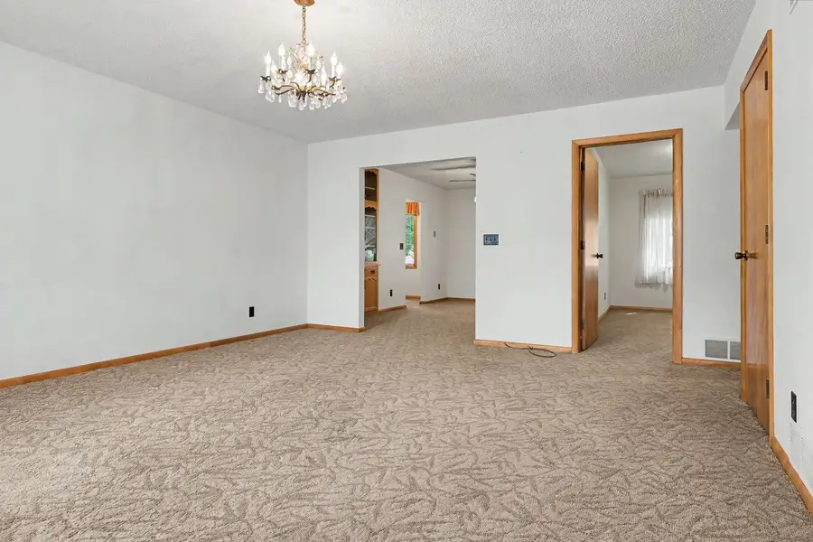 201 E Ririe Place, Flanagan, IL 61740 - #3