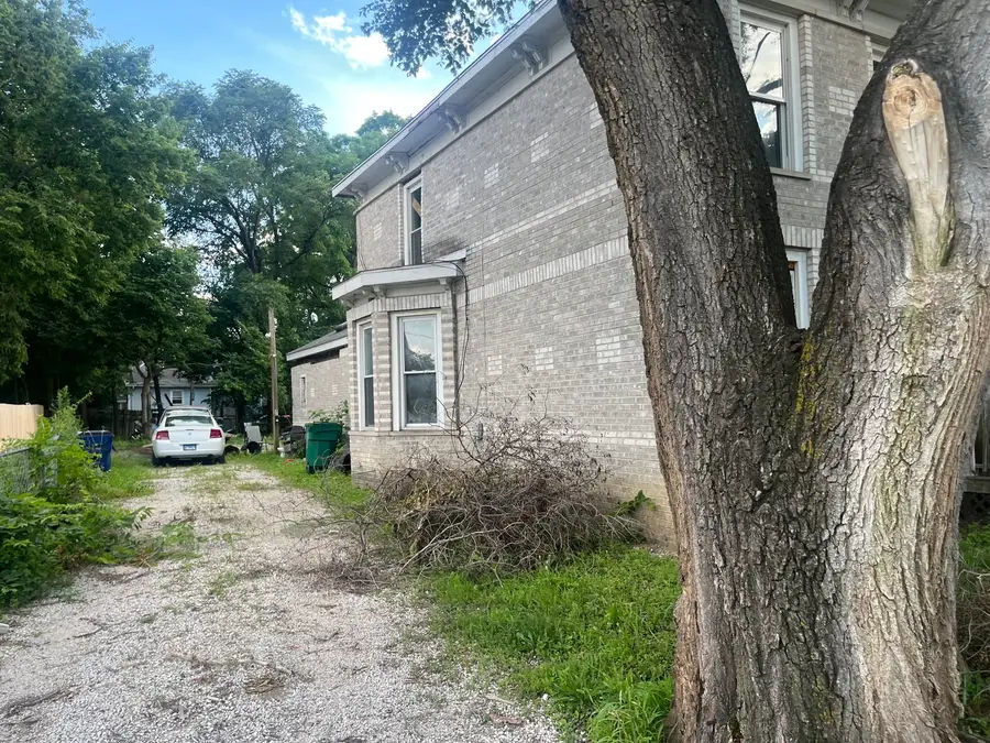 206 4th Avenue, Joliet, IL 60433 - #2
