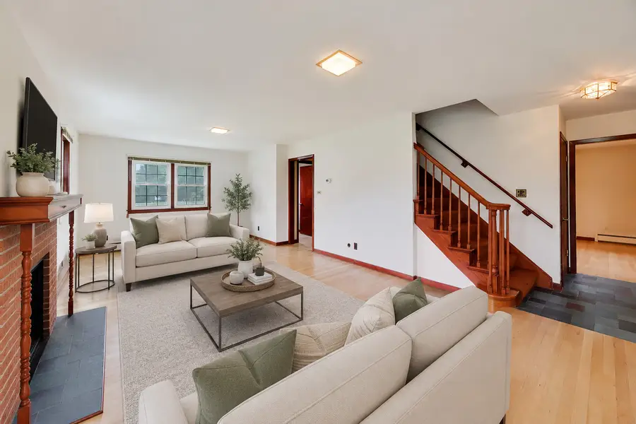 23W019 Sidney Avenue, Glen Ellyn, IL 60137 - #3