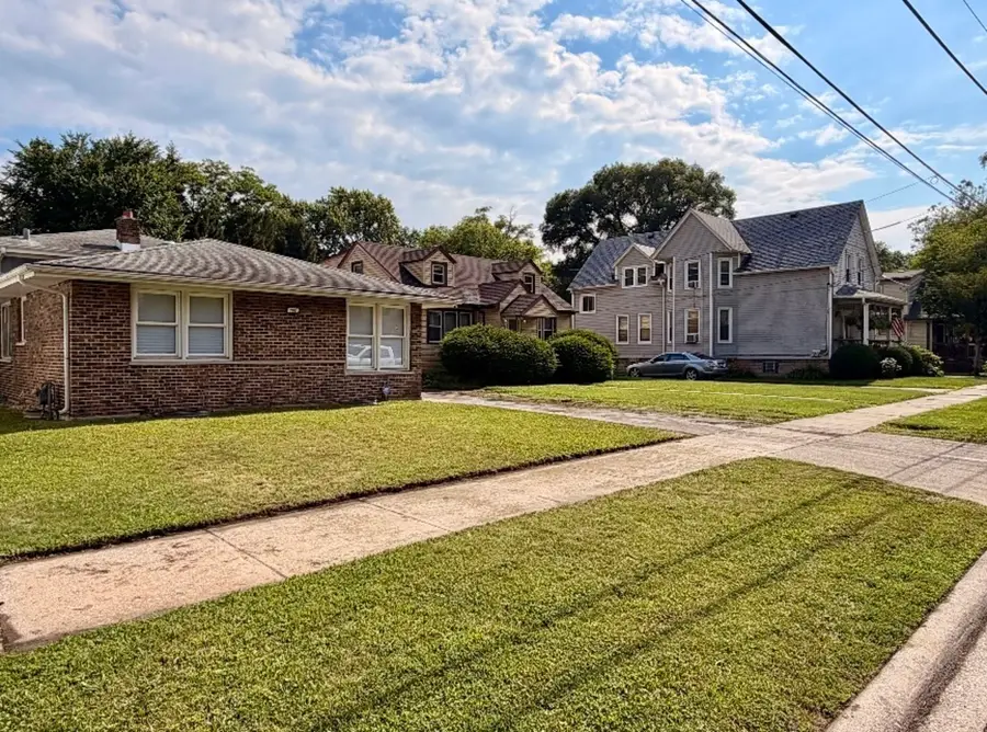 705 Sheridan Avenue, Dolton, IL 60419 - #2