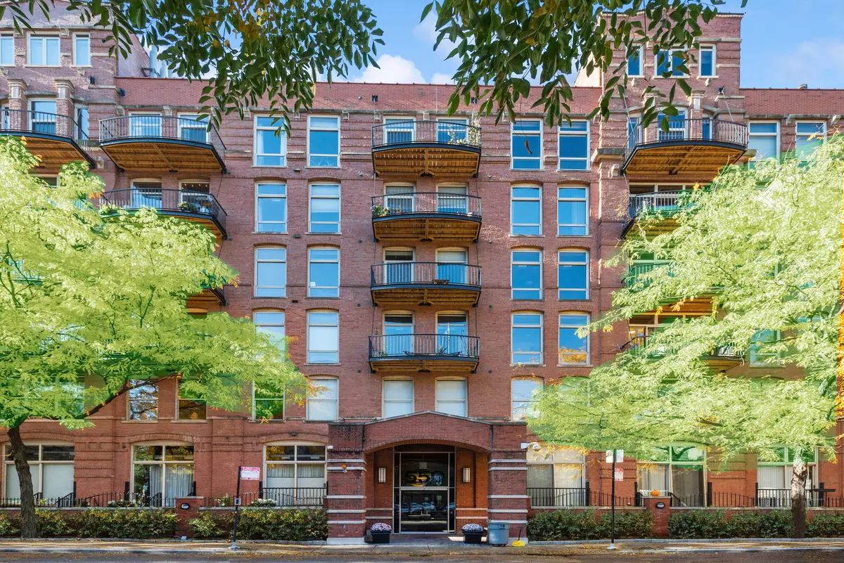 550 N Kingsbury Street #111, Chicago, IL 60654 - #1