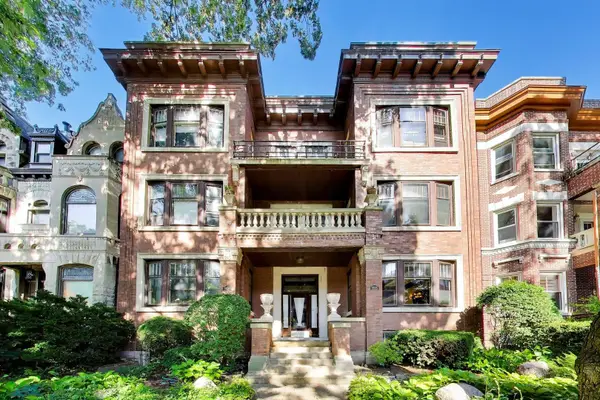 5525 S Cornell Avenue #4, Chicago, IL 60637