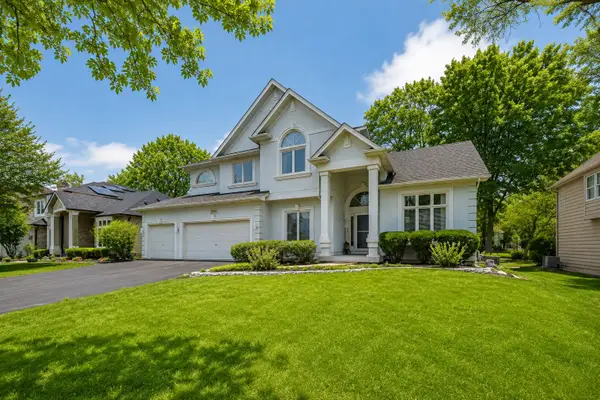 2805 Clara Avenue, Aurora, IL 60502