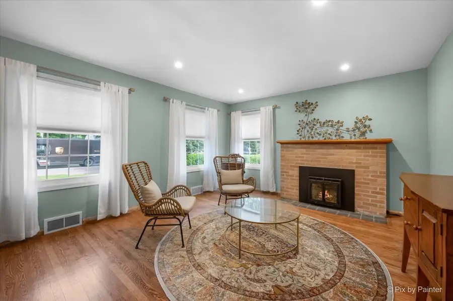 157 S Rosedale Avenue, Aurora, IL 60506 - #3