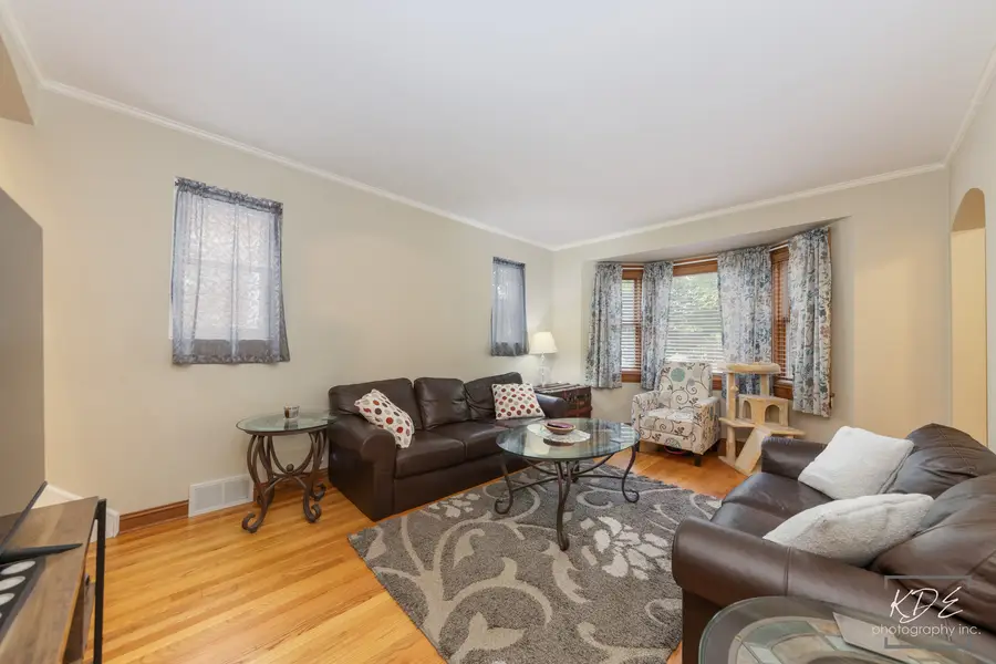 5915 W Roscoe Street, Chicago, IL 60634 - #3