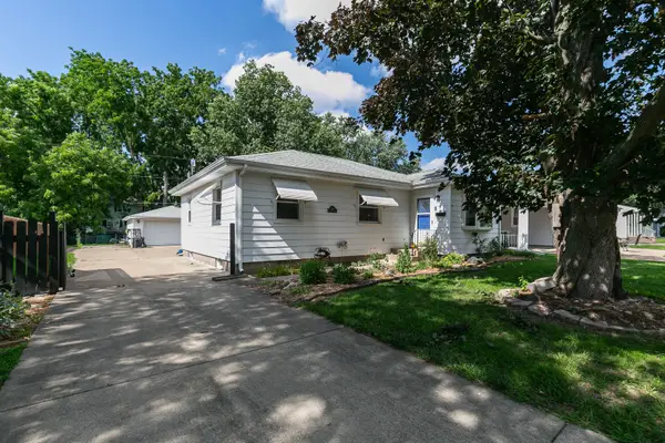 3224 W 17th Street, Davenport, IA 52804