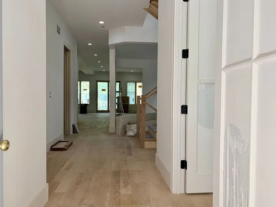 664 N Webster Street, Naperville, IL 60563 - #3