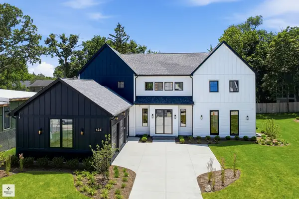 424 Forest Edge Drive, Glencoe, IL 60022
