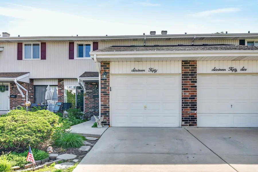 1650 Castbourne Court, Wheaton, IL 60189 - #2