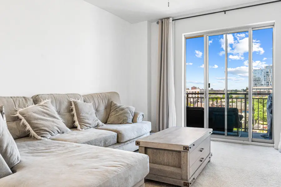 437 W Division Street #814, Chicago, IL 60610 - #3