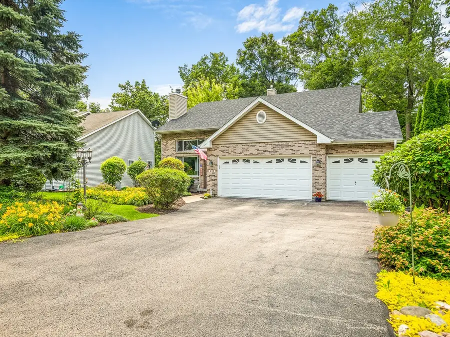 239 Rochester Road, Poplar Grove, IL 61065 - #3