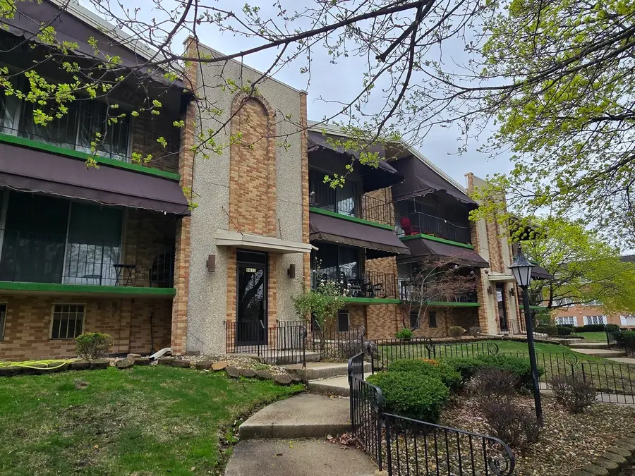 9637 S Keeler Avenue #1E, Oak Lawn, IL 60453 - #2