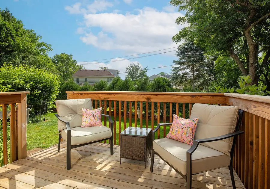 1605 Park Ridge Point, Park Ridge, IL 60068 - #2