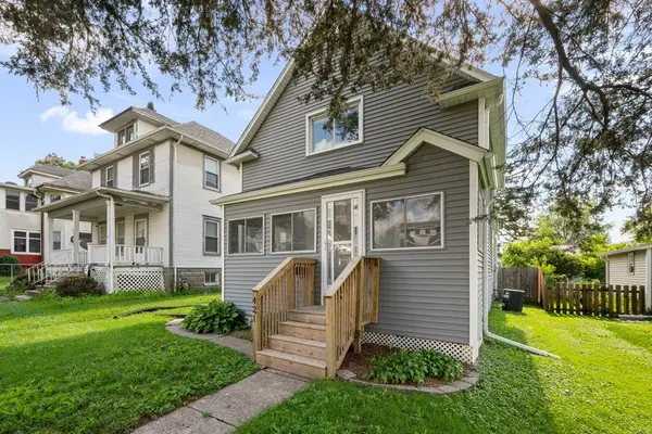 421 39th Street, Moline, IL 61265