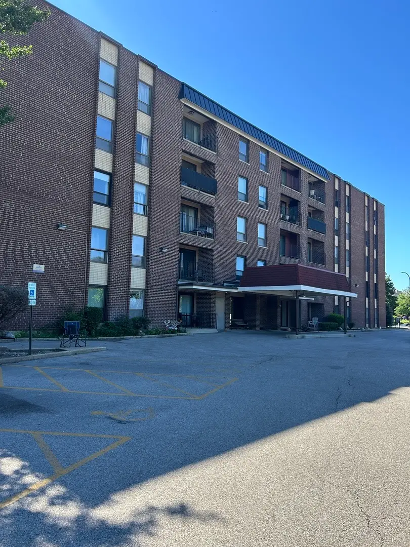 6330 Lincoln Avenue #1E, Morton Grove, IL 60053 - #1