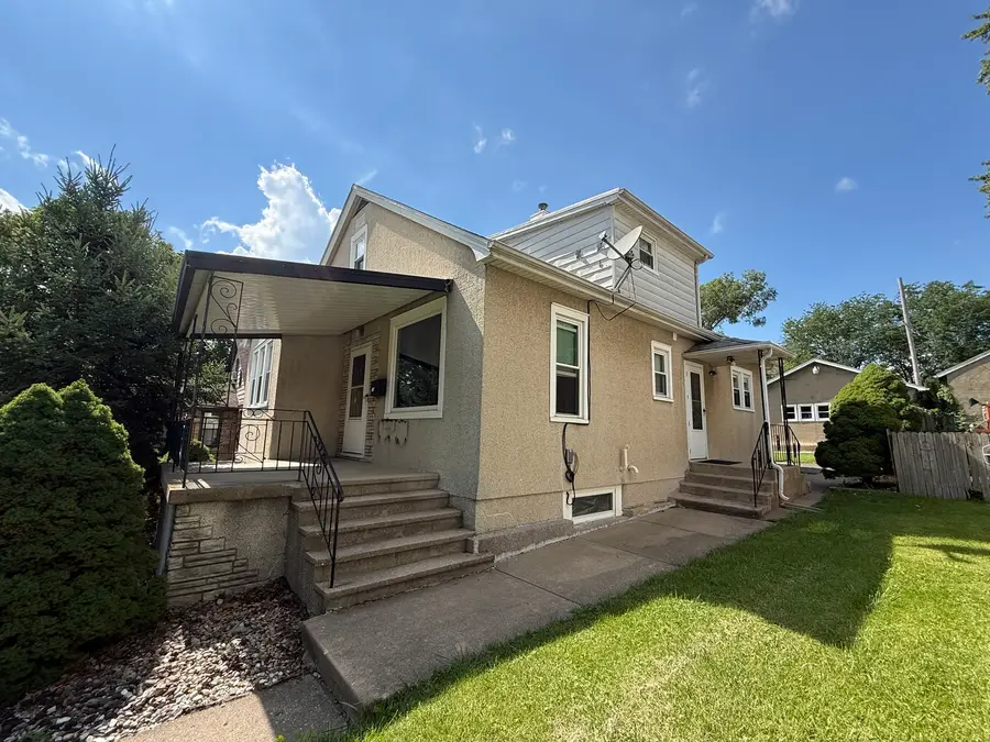 304 E Minnesota Street, Spring Valley, IL 61362 - #2