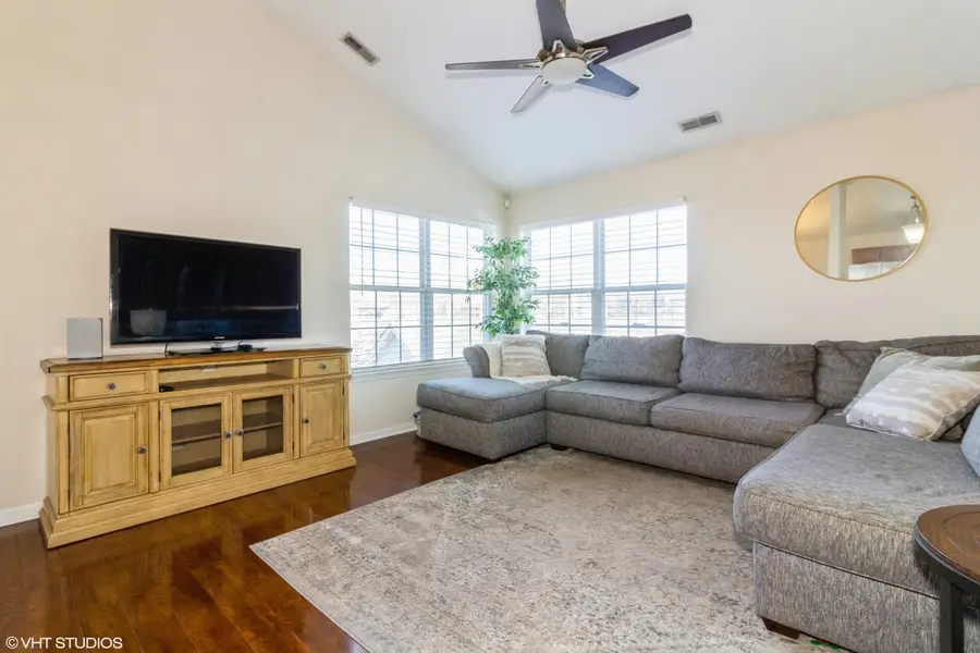 4482 Timber Ridge Court #4482, Joliet, IL 60431 - #3
