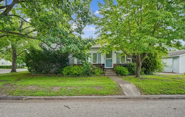 303 E Wilson Street, Monticello, IL 61856