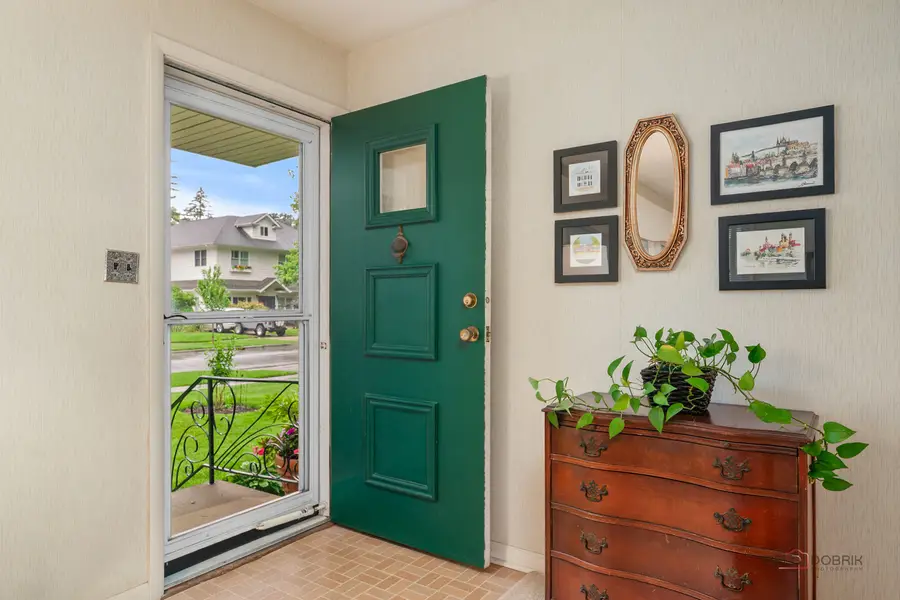 528 Ames Street, Libertyville, IL 60048 - #2