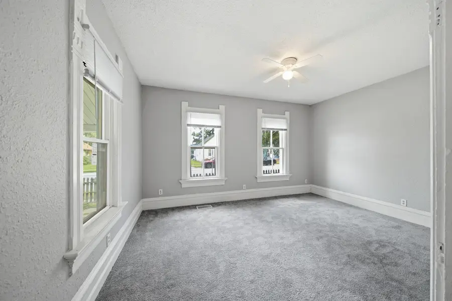 2708 7th Avenue, Rock Island, IL 61201 - #3