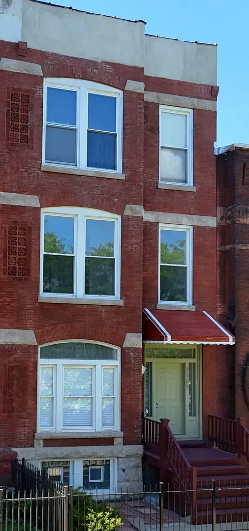 3169 W Monroe Street, Chicago, IL 60612
