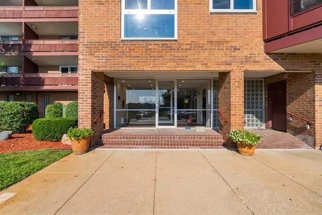 300 Park Avenue #439, Calumet City, IL 60409 - #1