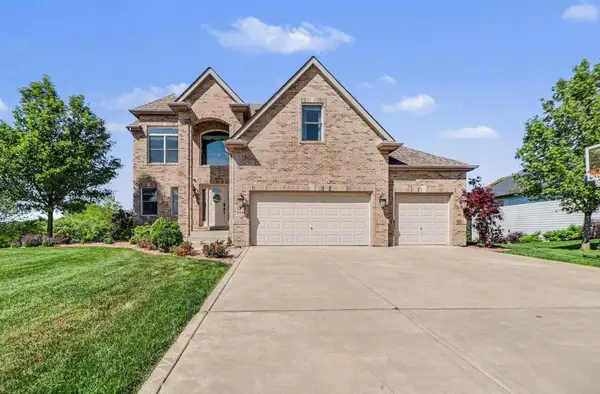 8490 Doubletree Drive N, Crown Point, IN 46307