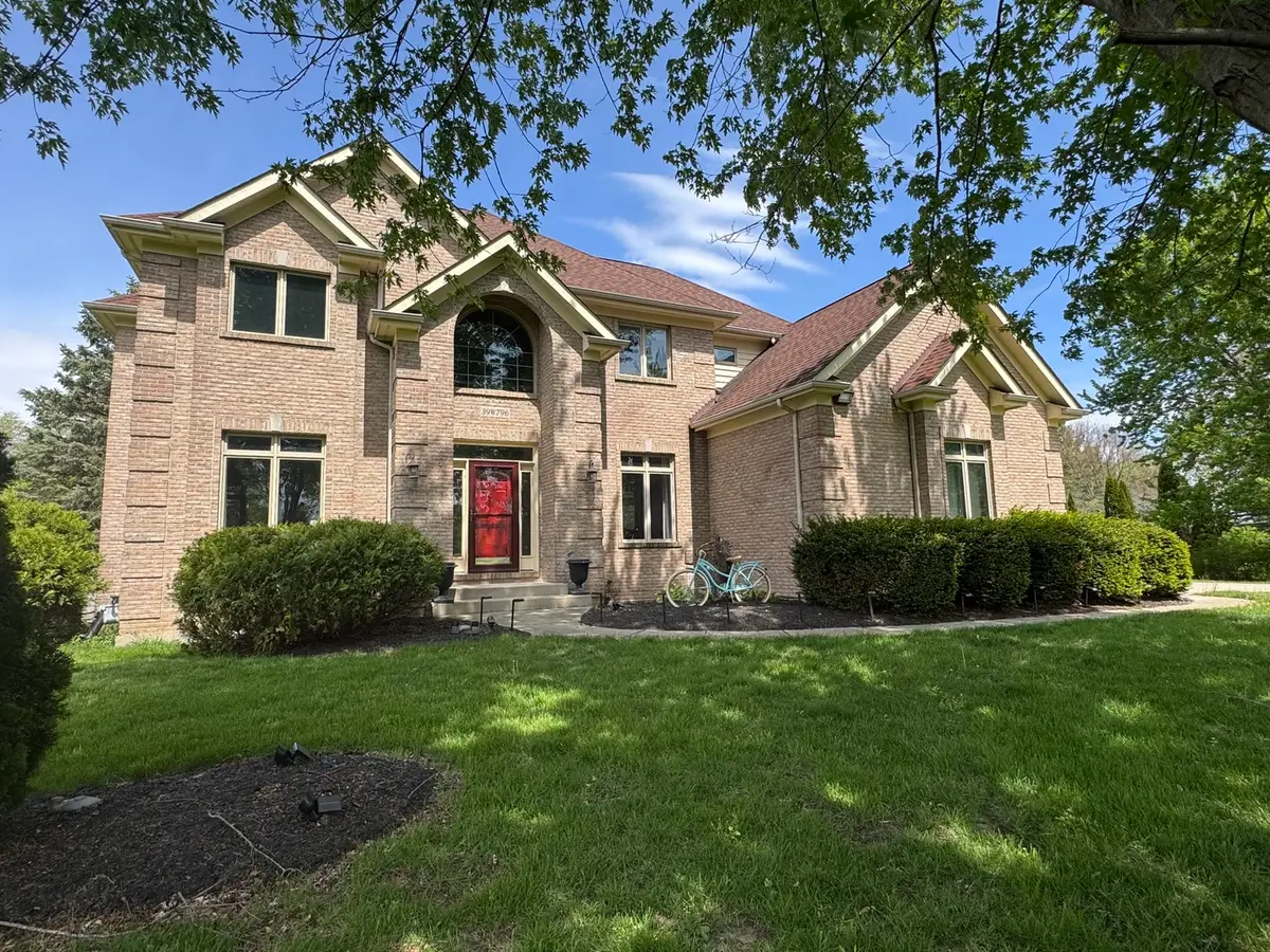 39W796 Dairyherd Lane, Saint Charles, IL 60175 - #1