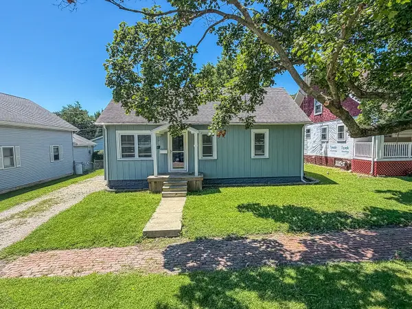 617 Edgar Avenue, Mattoon, IL 61938