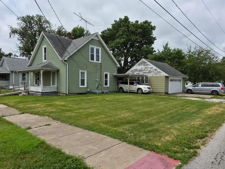 622 N D Street, Monmouth, IL 61462 - #3