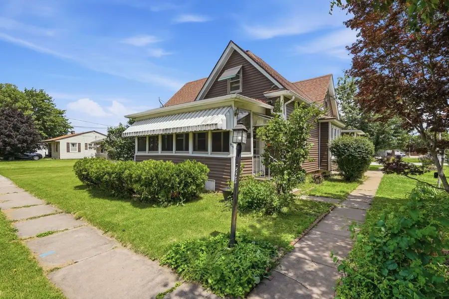 823 N A Street, Monmouth, IL 61462 - #2