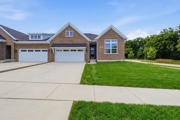 16590 Kayla Drive, Lemont, IL 60439