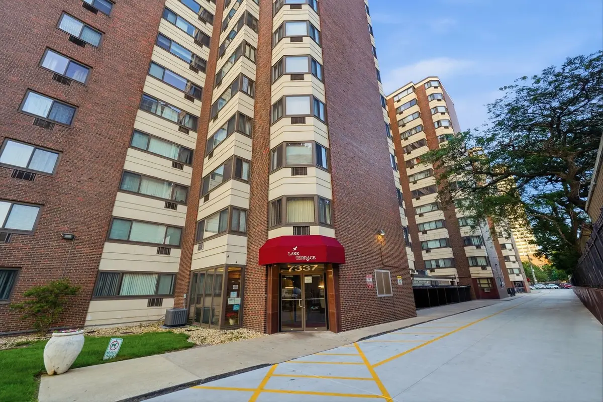 7337 S South Shore Drive #1030, Chicago, IL 60649 - #1