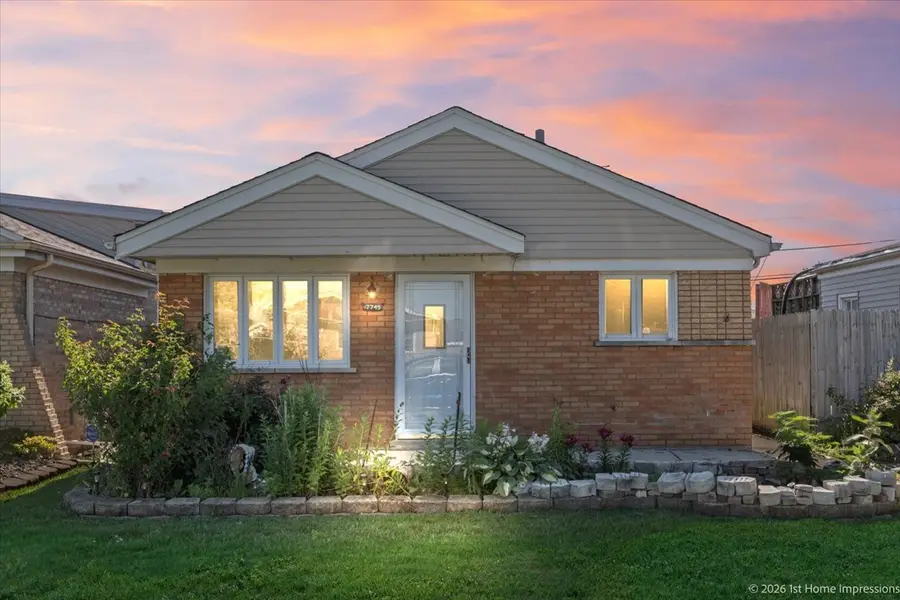 7749 Parkside Avenue, Burbank, IL 60459 - #2
