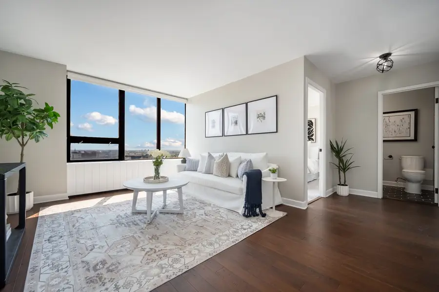3930 N Pine Grove Avenue #2408, Chicago, IL 60613 - #2