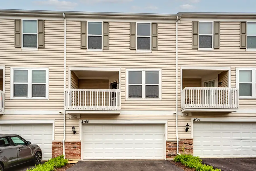 2406 Neubauer Circle #14-3, Lindenhurst, IL 60046 - #2