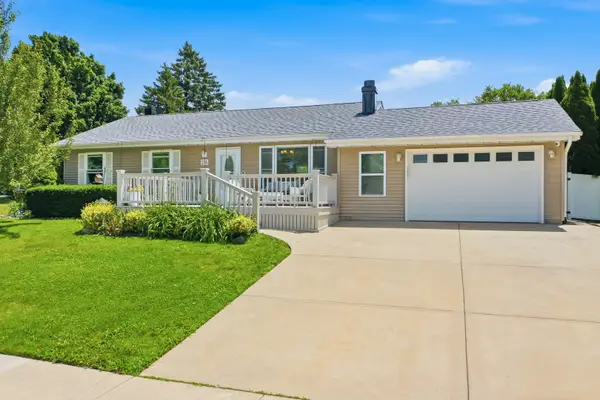 218 Windridge Drive, McHenry, IL 60050