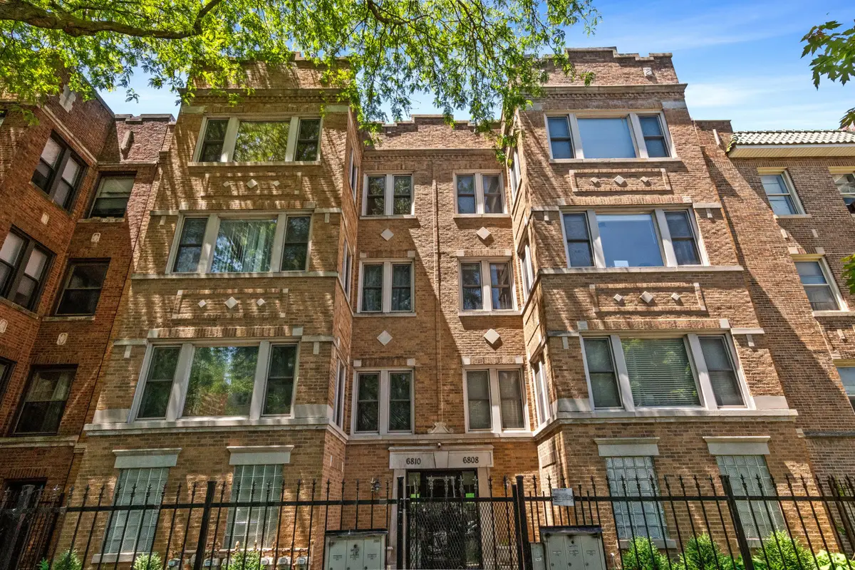 6808 S Paxton Avenue #2N, Chicago, IL 60649 - #1