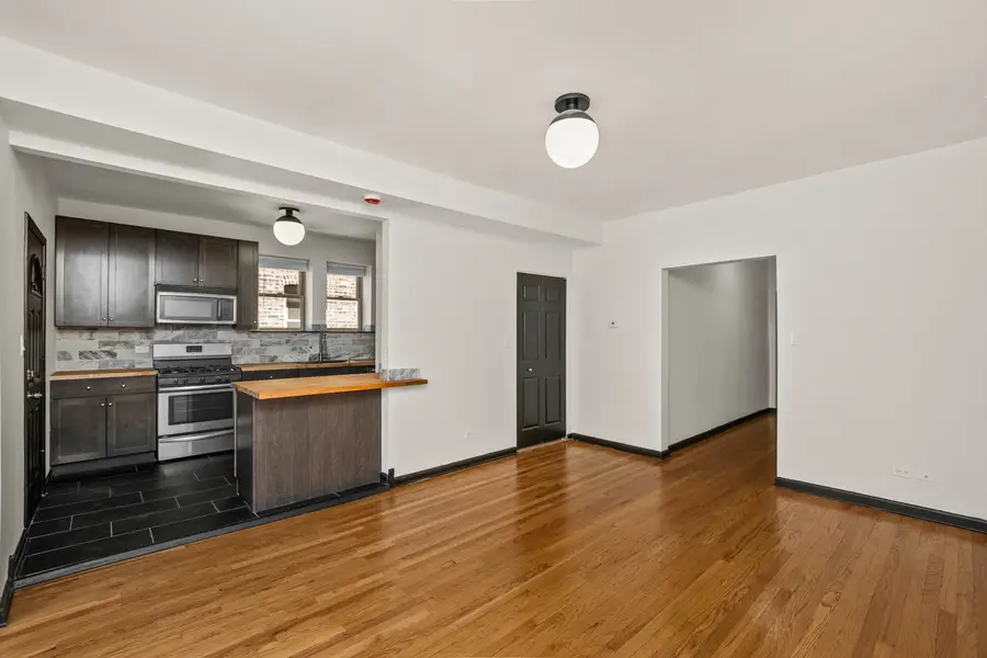6808 S Paxton Avenue #2N, Chicago, IL 60649 - #3