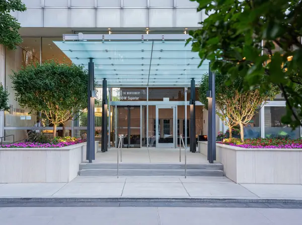 500 W Superior Street #2401, Chicago, IL 60654