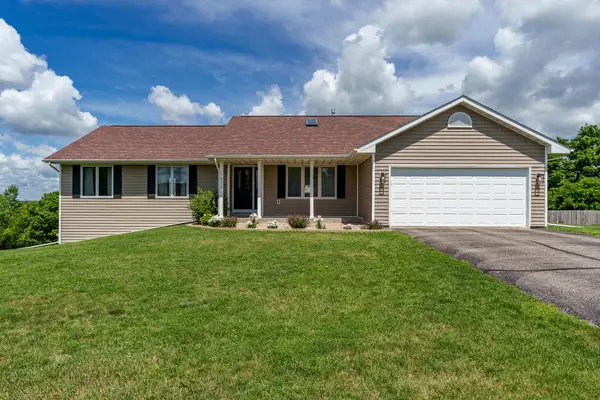 7672 Hawks Ridge, Machesney Park, IL 61115