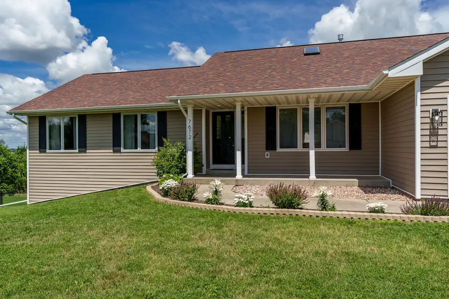7672 Hawks Ridge, Machesney Park, IL 61115 - #3