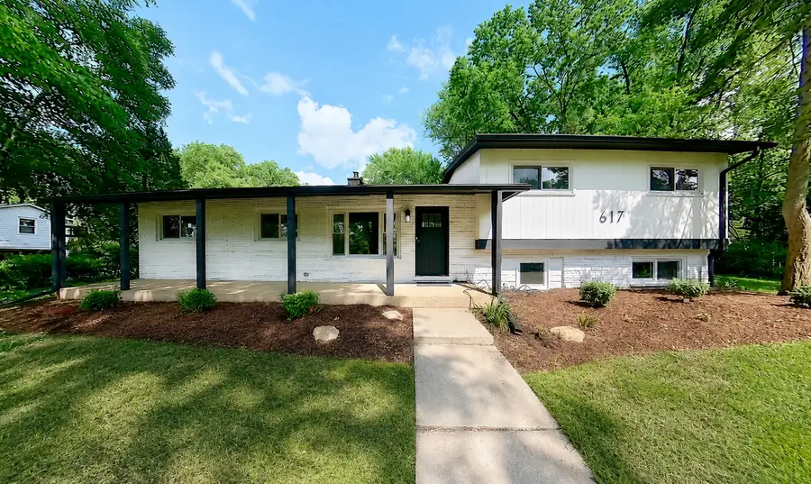 617 S Busse Road, Mount Prospect, IL 60056 - #2