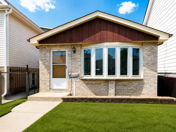 5708 W 64th Place, Chicago, IL 60638