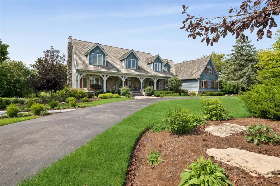 145 Clover Hill Lane, North Barrington, IL 60010 - #3